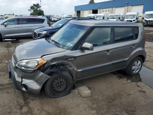 KIA SOUL 2013 with VIN KNDJT2A57D7602795 - Photo from auction