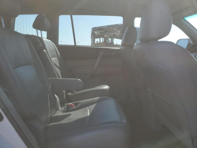 Photo 11 from auction – 2012 TOYOTA HIGHLANDER with VIN 5TDBK3EH2CS152396
