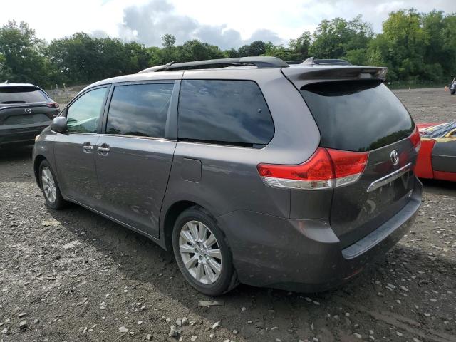 Photo 2 from auction – 2011 TOYOTA SIENNA XLE with VIN 5TDDK3DC6BS008718