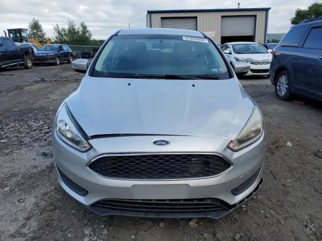 صورة رقم 5 من المزاد - 2017 FORD FOCUS SE مع VIN 1FADP3K23HL246392