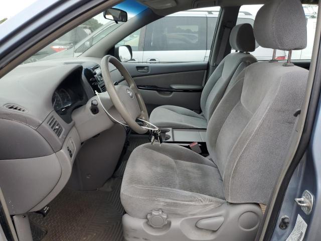 Photo 7 from auction – 2004 TOYOTA SIENNA CE with VIN 5TDZA23C44S006909
