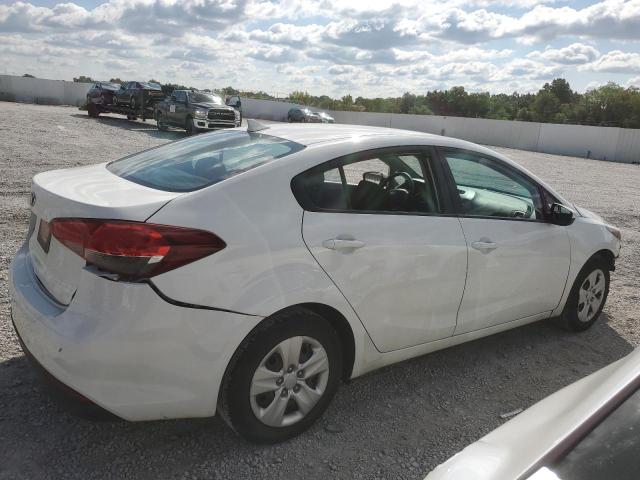 Photo 3 from auction – 2017 KIA FORTE LX with VIN 3KPFK4A70HE081947