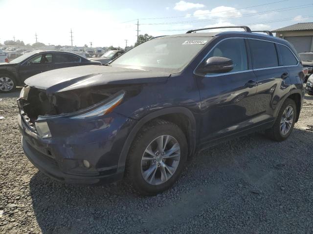 TOYOTA HIGHLANDER 2015 with VIN 5TDJKRFHXFS212832 - Photo from auction