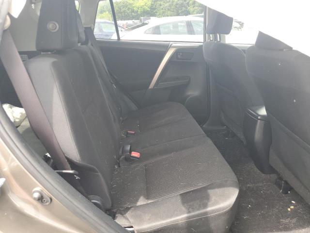 Photo 11 from auction – 2015 TOYOTA RAV4 LE with VIN JTMBFREV8FD118783