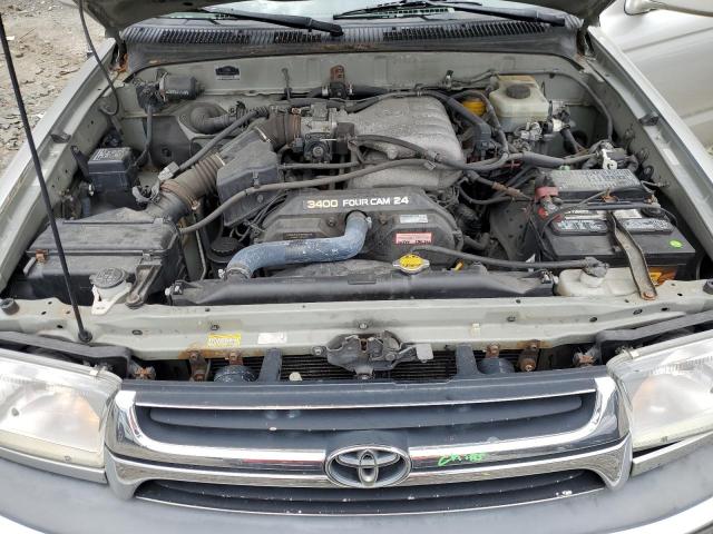 Photo 12 from auction – 2002 TOYOTA 4RUNNER SR with VIN JT3GN86R620228452
