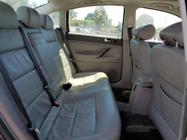 Photo 10 from auction – 2005 VOLKSWAGEN PASSAT GLX with VIN WVWTU63B95E085836