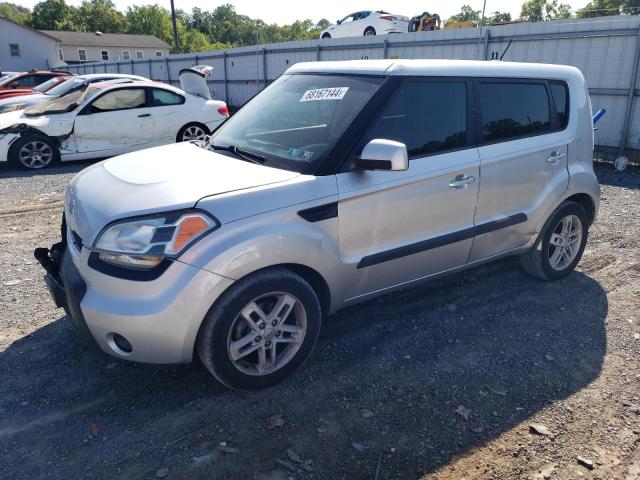 KIA SOUL + 2011 with VIN KNDJT2A21B7301605 - Photo from auction
