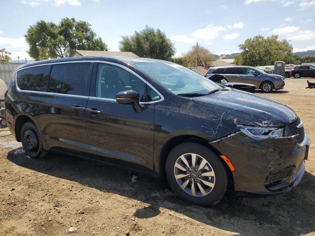 Photo 4 from auction – 2024 CHRYSLER PACIFICA H with VIN 2C4RC1S74RR130851