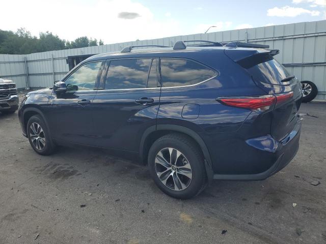 Photo 2 from auction – 2022 TOYOTA HIGHLANDER with VIN 5TDHZRBH9NS206812
