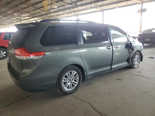 Photo 3 from auction – 2011 TOYOTA SIENNA XLE with VIN 5TDYK3DC7BS137262
