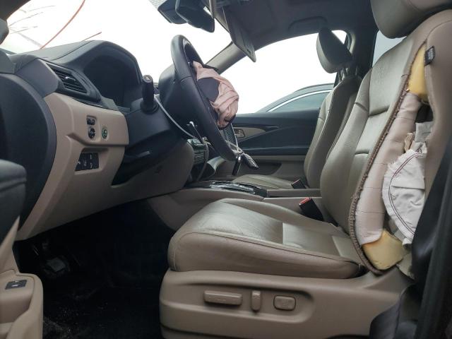 Photo 7 from auction – 2017 HONDA PILOT TOUR with VIN 5FNYF6H91HB057294