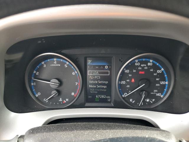 Photo 9 from auction – 2018 TOYOTA RAV4 LE with VIN 2T3BFREV0JW722291