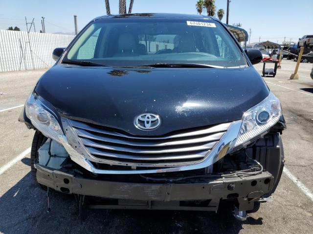 Photo 5 from auction – 2017 TOYOTA SIENNA XLE with VIN 5TDYZ3DC9HS890800