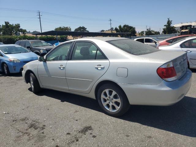 Photo 2 from auction – 2005 TOYOTA CAMRY LE with VIN 4T1BF32K25U614633