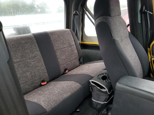 Photo 10 from auction – 2004 JEEP WRANGLER X with VIN 1J4FA39S84P746474