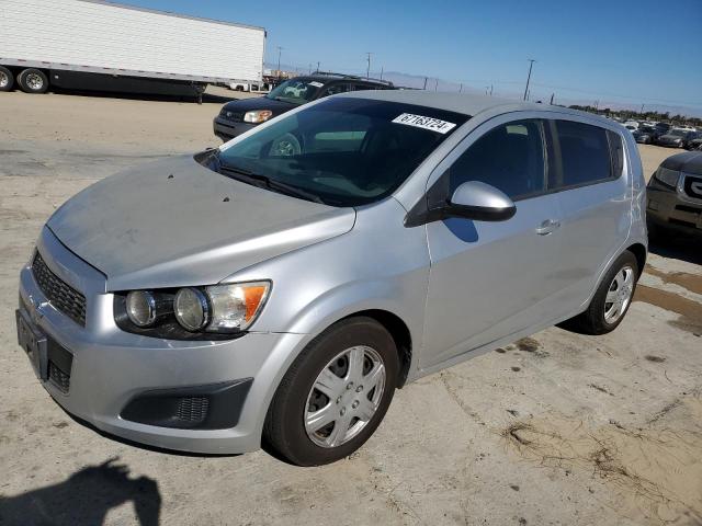 CHEVROLET SONIC LS 2014 مع رقم تعريف المركبة 1G1JA6SG2E4138498 - صورة من المزاد