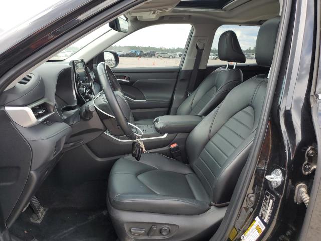 Photo 7 from auction – 2022 TOYOTA HIGHLANDER with VIN 5TDGZRAH3NS111059