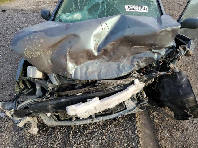 Photo 11 from auction – 2002 TOYOTA CAMRY LE with VIN 4T1BE32K02U571277