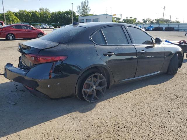 Photo 3 from auction – 2019 ALFA ROMEO GIULIA with VIN ZARFAMAN0K7623322