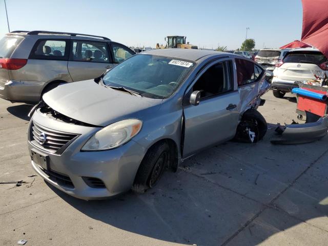 NISSAN VERSA S 2014 مع رقم تعريف المركبة 3N1CN7AP8EL870076 - صورة من المزاد