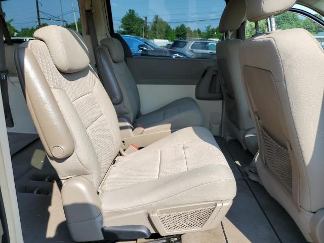 Photo 11 from auction – 2010 CHRYSLER TOWN & COU with VIN 2A4RR4DEXAR178459