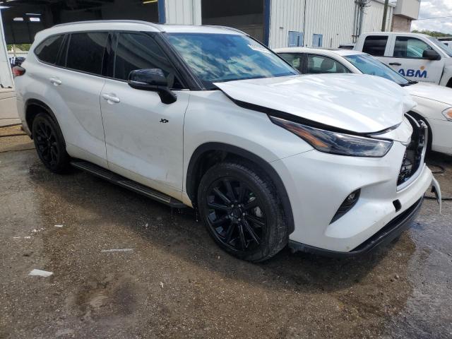Photo 4 from auction – 2022 TOYOTA HIGHLANDER with VIN 5TDGZRAHXNS092817