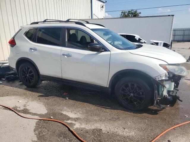 Photo 4 from auction – 2017 NISSAN ROGUE S with VIN 5N1AT2MTXHC818336
