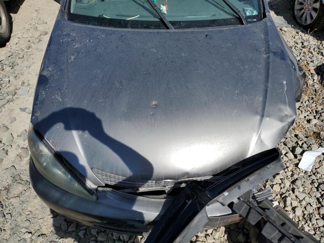 Photo 11 from auction – 2003 TOYOTA CAMRY LE with VIN JTDBE30K030152992