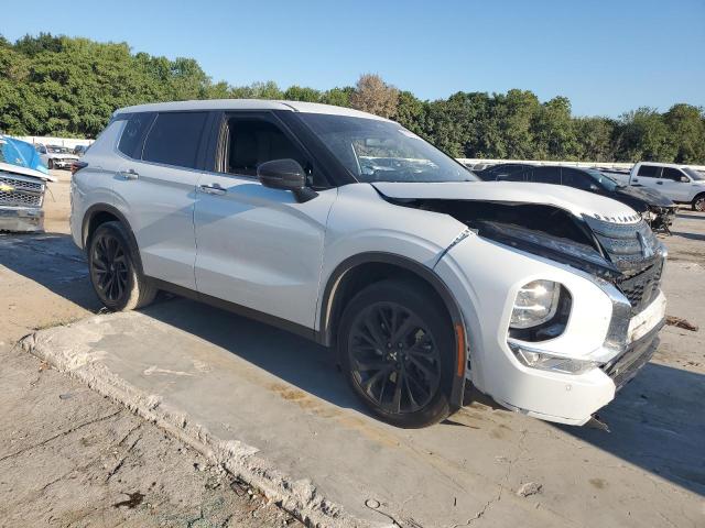 Photo 4 from auction – 2024 MITSUBISHI OUTLANDER with VIN JA4J3VA80RZ006364