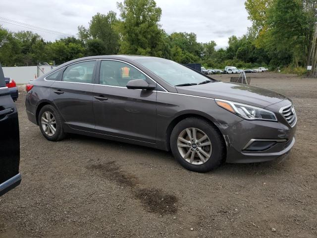 Photo 4 from auction – 2016 HYUNDAI SONATA SE with VIN 5NPE24AF7GH297789