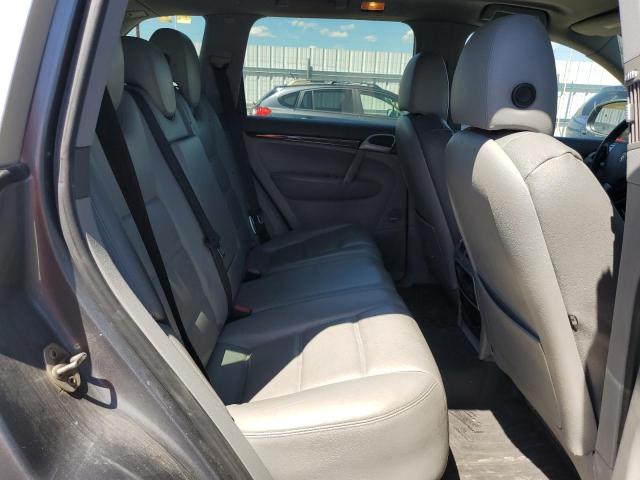 Photo 11 from auction – 2004 PORSCHE CAYENNE S with VIN WP1AB29P44LA72932