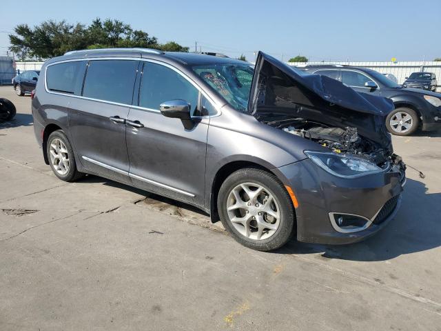 Photo 4 from auction – 2017 CHRYSLER PACIFICA L with VIN 2C4RC1GG8HR764140