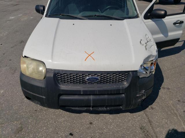 Photo 12 from auction – 2004 FORD ESCAPE XLS with VIN 1FMYU021X4DA07352