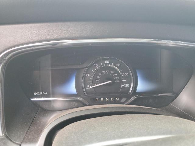 Photo 9 from auction – 2015 LINCOLN NAVIGATOR with VIN 5LMJJ3JT1FEJ04318