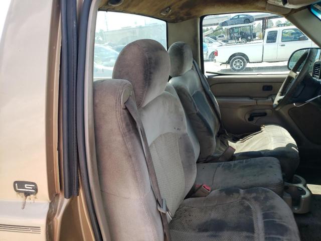 Photo 10 from auction – 2001 CHEVROLET SILVERADO with VIN 1GCEC14V31E148107