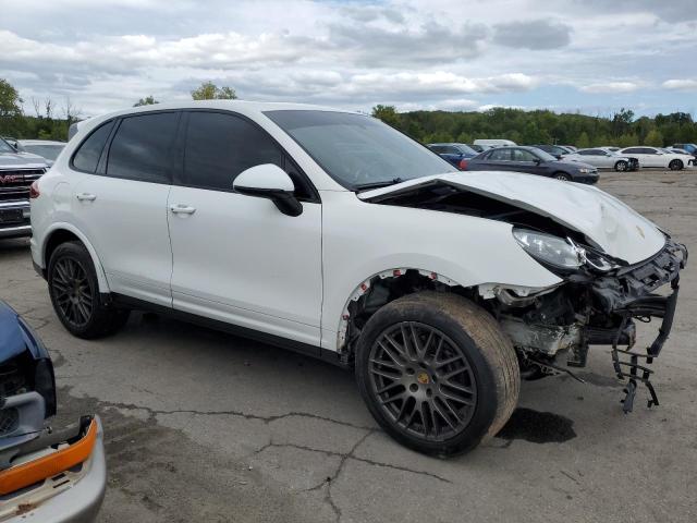 Photo 4 from auction – 2017 PORSCHE CAYENNE with VIN WP1AA2A22HKA90747