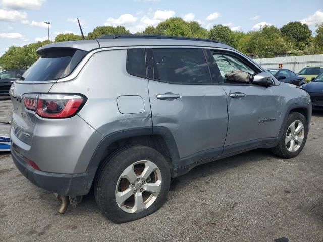 Photo 3 from auction – 2018 JEEP COMPASS LA with VIN 3C4NJDBBXJT201028