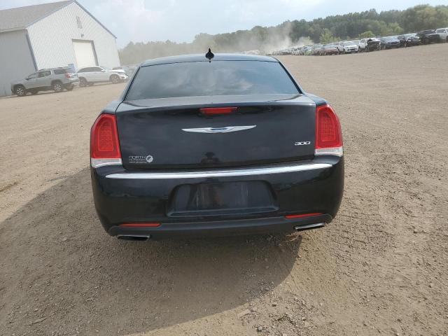 Photo 6 from auction – 2017 CHRYSLER 300 LIMITE with VIN 2C3CCAAG6HH603780