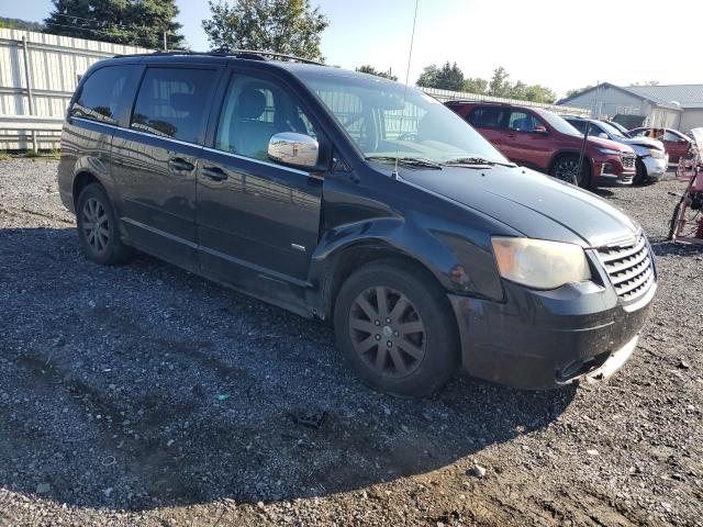 Photo 4 from auction – 2008 CHRYSLER TOWN & COU with VIN 2A8HR54P28R838859