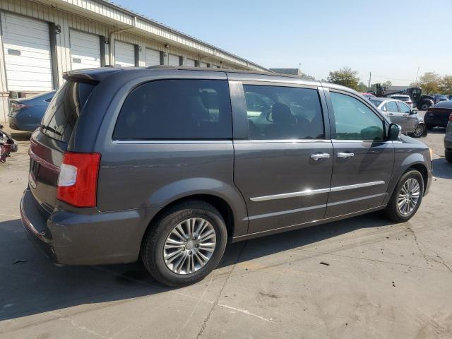 Photo 3 from auction – 2015 CHRYSLER TOWN & COU with VIN 2C4RC1CG3FR507101