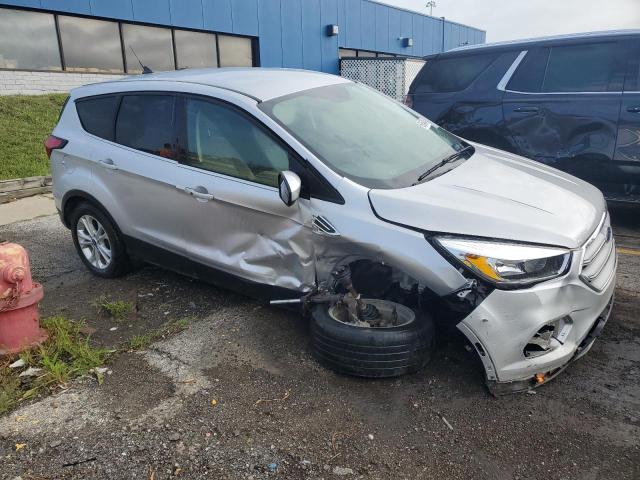 Photo 4 from auction – 2019 FORD ESCAPE SE with VIN 1FMCU9GD2KUA96896