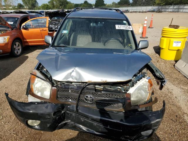 Photo 5 from auction – 2004 TOYOTA RAV4 with VIN JTEGD20V940010537