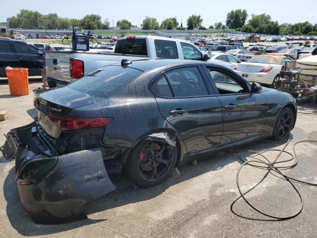 Photo 3 from auction – 2017 ALFA ROMEO GIULIA with VIN ZARFAEBN8H7531999