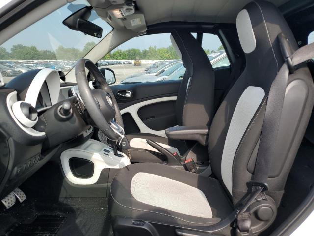 Photo 7 from auction – 2017 SMART FORTWO with VIN WMEFK5DA0HK152964