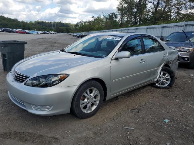 TOYOTA CAMRY LE 2005 with VIN 4T1BE32K85U965243 - Photo from auction