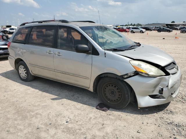 Photo 4 from auction – 2010 TOYOTA SIENNA CE with VIN 5TDKK4CCXAS329237