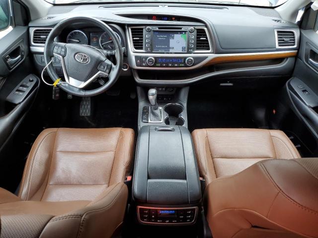 Photo 8 from auction – 2017 TOYOTA HIGHLANDER with VIN 5TDDZRFH6HS376266