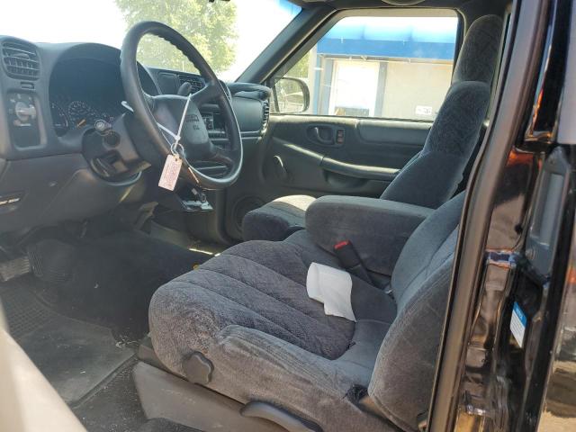 Photo 7 from auction – 2001 GMC SONOMA with VIN 1GTCS19W118175333