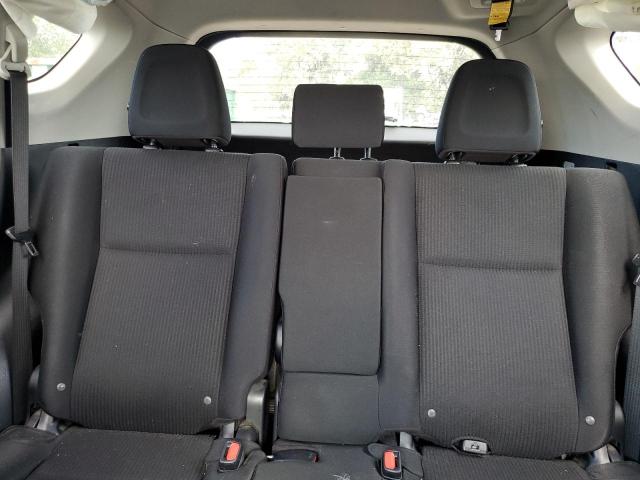 Photo 10 from auction – 2016 TOYOTA RAV4 LE with VIN JTMBFREV6GJ055749