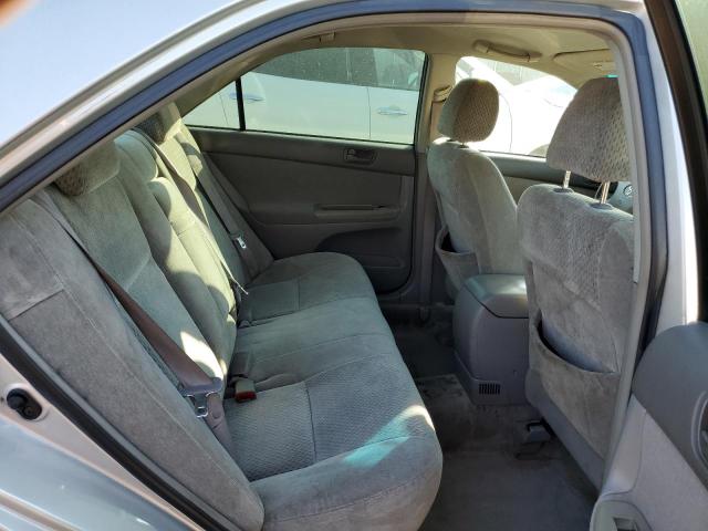 Photo 10 from auction – 2004 TOYOTA CAMRY LE with VIN 4T1BE32KX4U327591